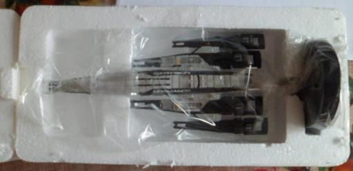 Mass Effect 2 - Mass Effect: Cerberus Normandy SR-2 Ship Replica